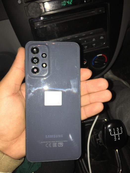 Samsung A23 yangi holatda