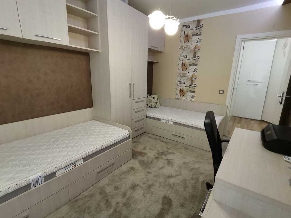 Дава се под наем Тристаен апартамент в София, Гео Милев - 112 кв.м за 504.9 € - Снимка #2