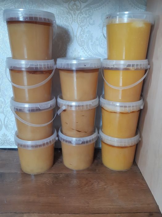 Натуральный вкусный мёд