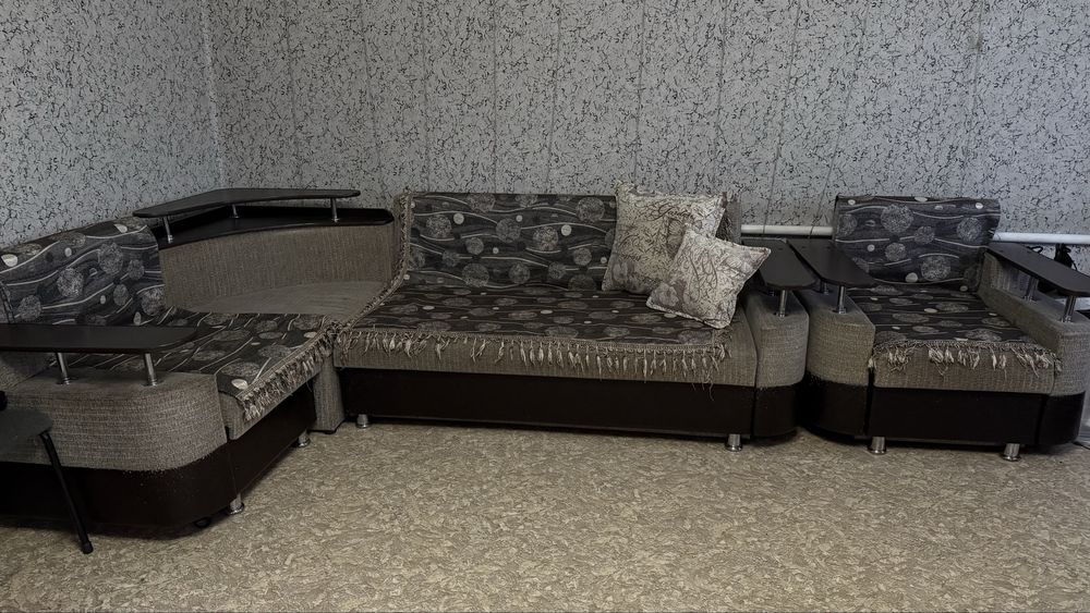 Срочно продам диваны