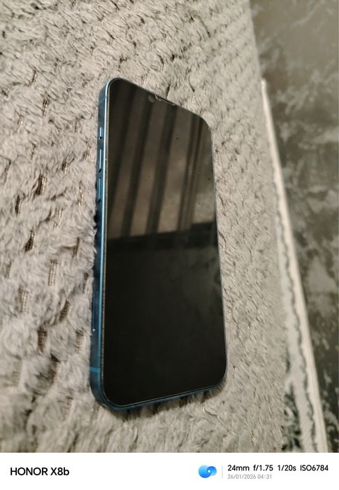 Iphone 13 много запазен