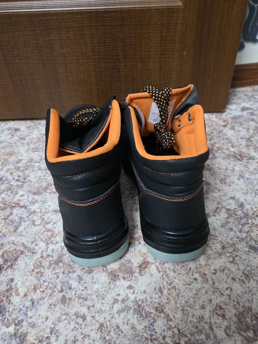 Продаю Рабочие ботинки МИСТРАЛЬ