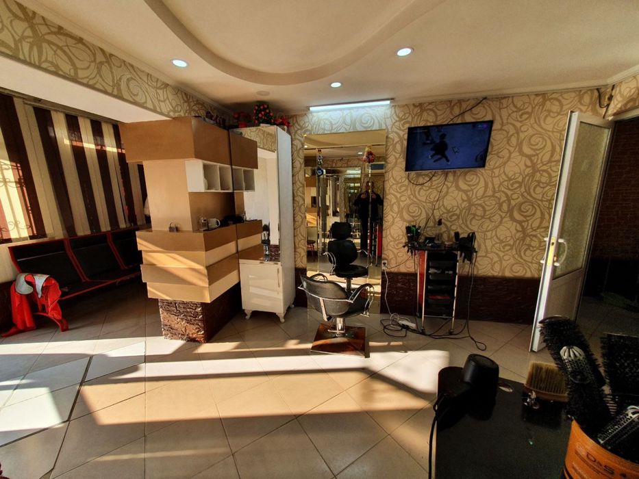 Офис ва салон сартарошхонага арендага берилади