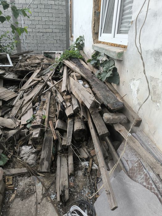 Дрова даром, самовывоз.