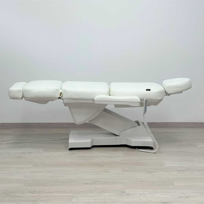 Електрическа кушетка Cristina Plus ( 4 мотора) 200 x 65/85 x 66/110 см