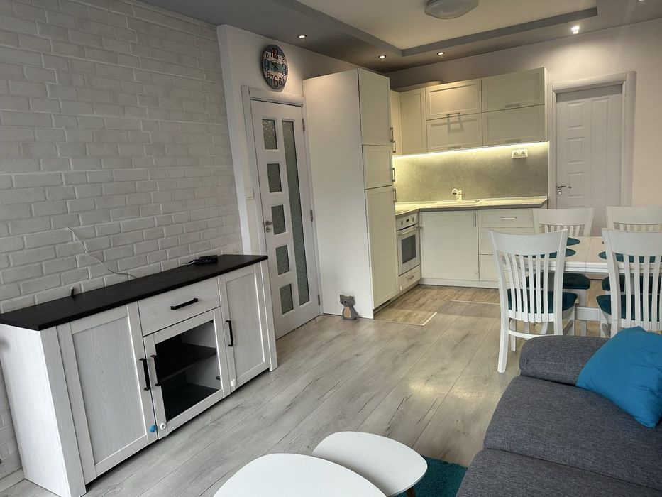 Дава се под наем Тристаен апартамент в София, Дружба 2 - 82 кв.м за 800 € - Снимка #3