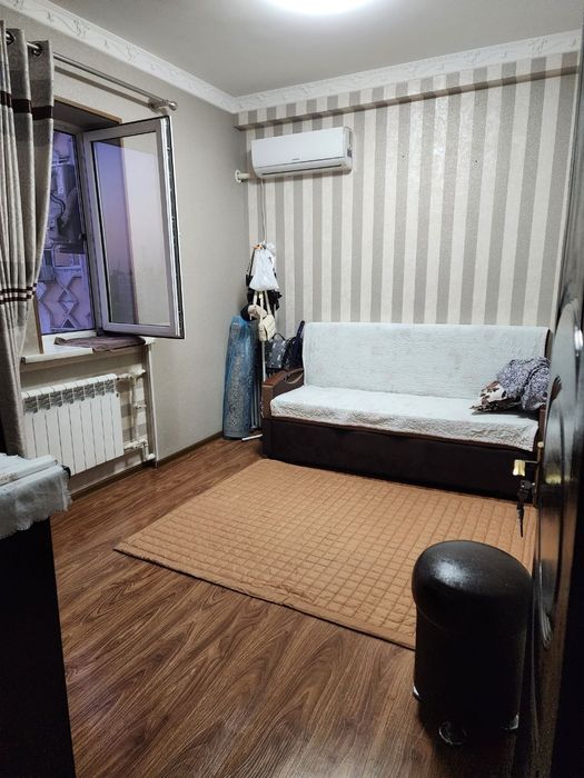 Продается 2-комнатная квартира