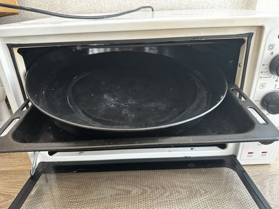 Продам печь Artel