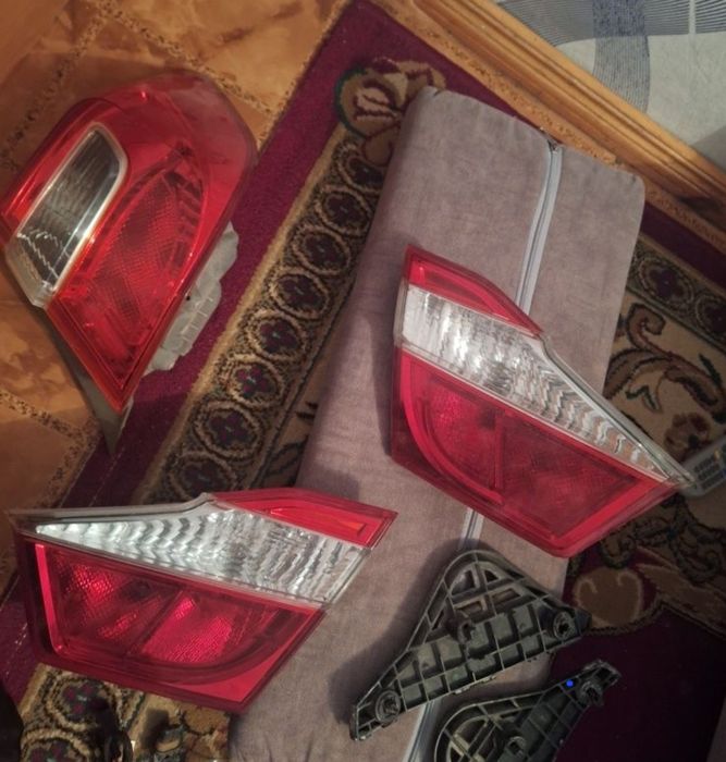 Задний  фары  на тойота Камри 50