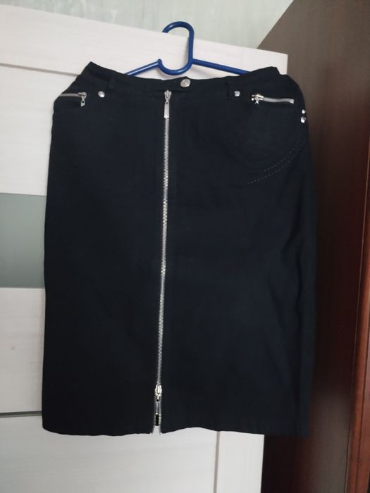 Продам женскую юбку