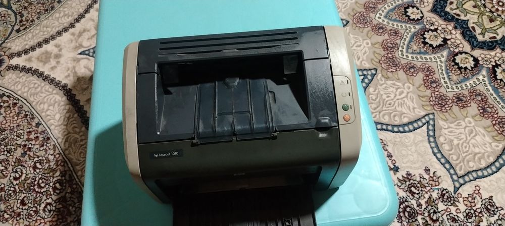 Printer sotiladi
