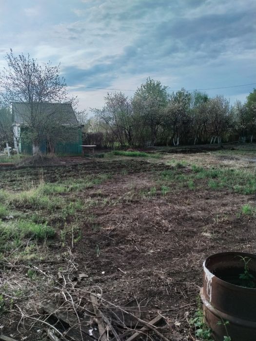 Продам дачу в черте города