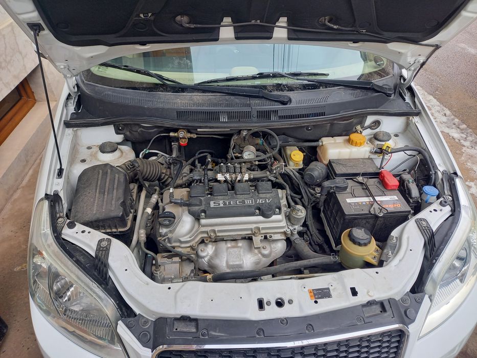 Нексия 3 афтомат сотилади