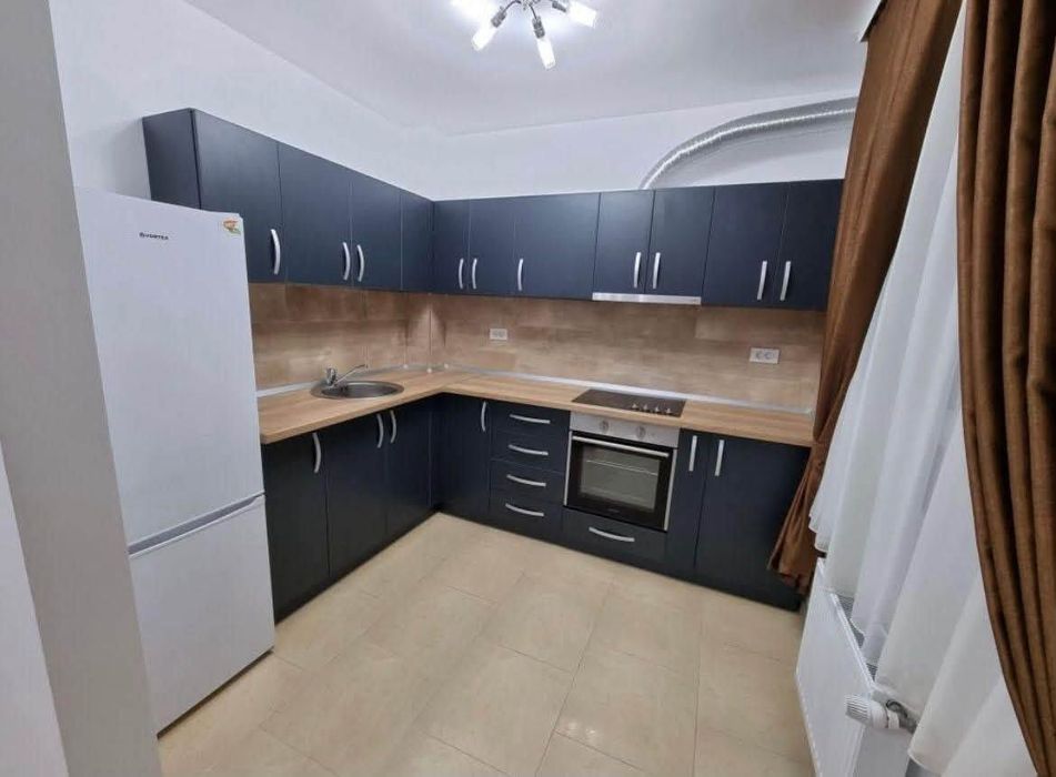 Apartament tip studio de închiriat în Victoria rezidential