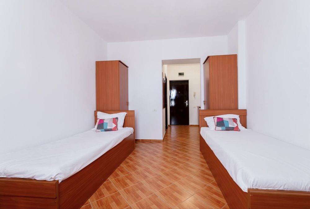 Închiriez studio west gate urgent!