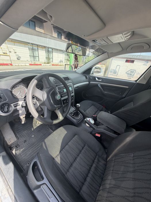 SKODA Octavia 2010 — imagine 4