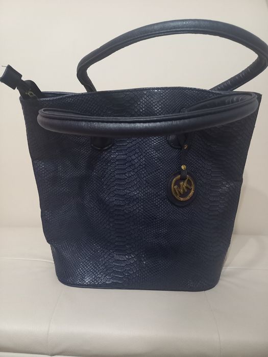 Голяма синя дамска чанта