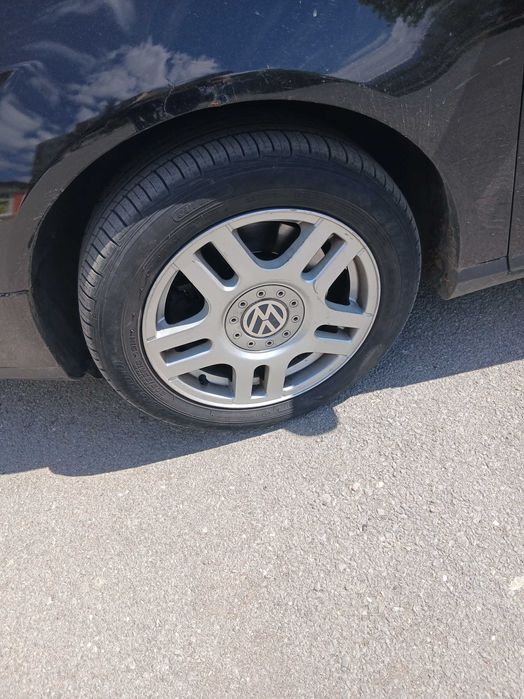 Гуми с джанти 16 "VW