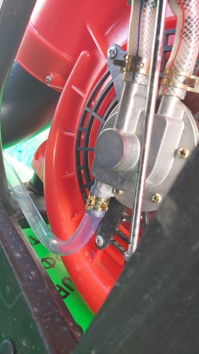 Reparații drujbe motocoase generatoare curent și mașini tun gazon