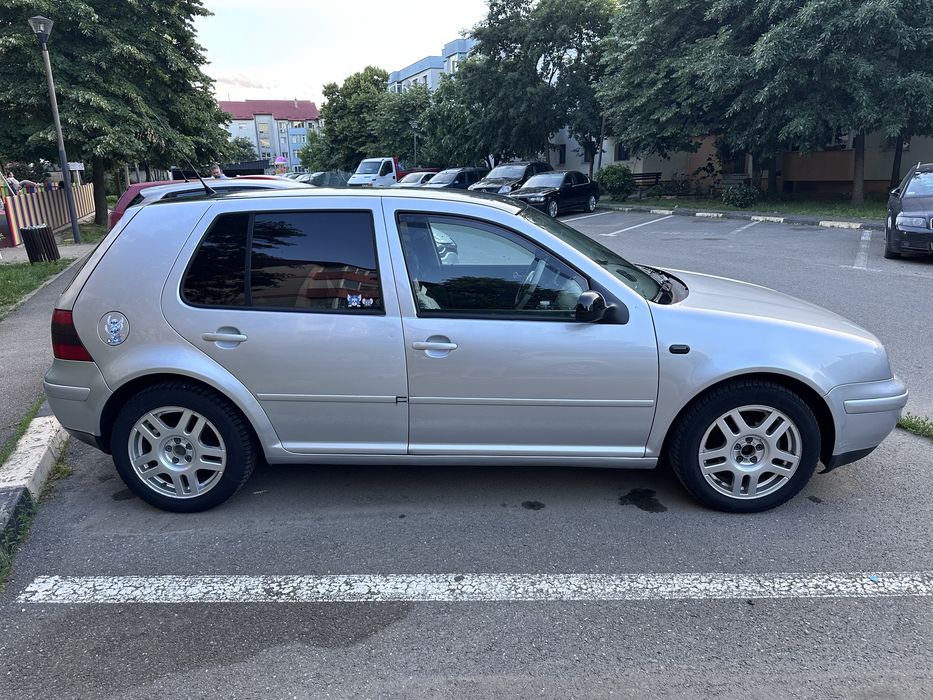 VOLKSWAGEN Golf 2003 — imagine 3