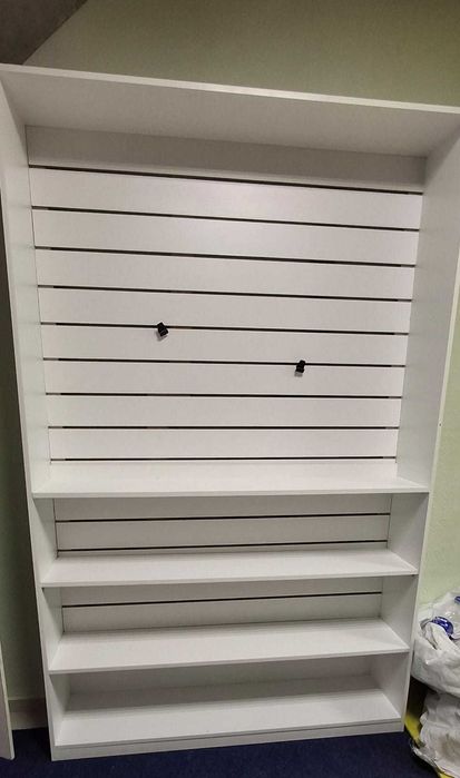 Продам стеллаж в хорошем состоянии