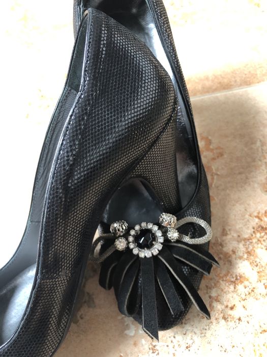 Продам шикарные туфельки