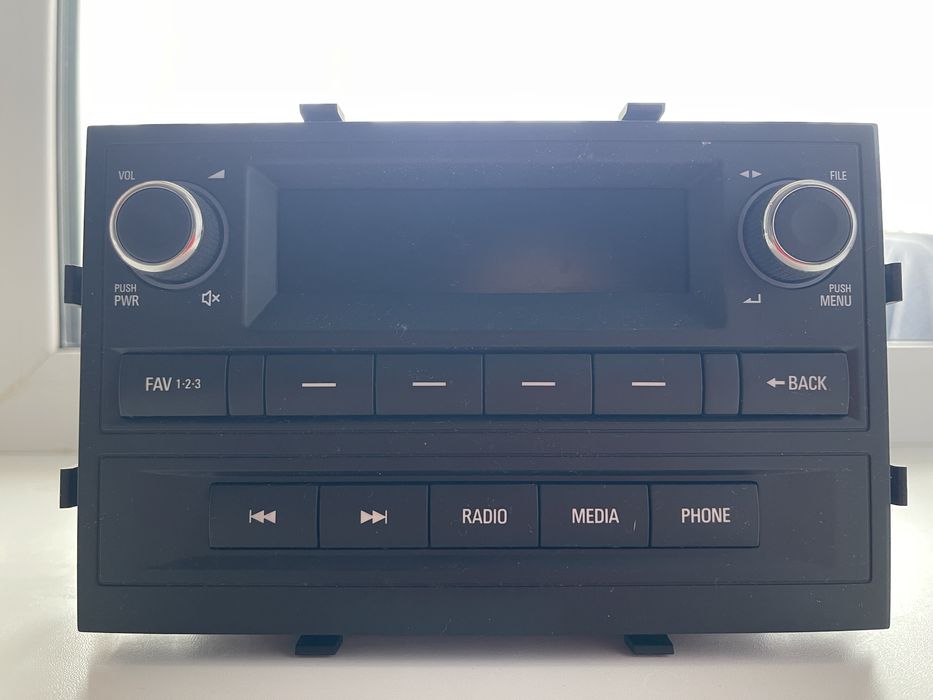 магнитола в шевроле кобальт