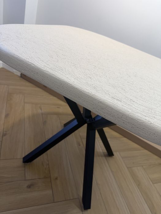 Masa microciment crem 4 persoane