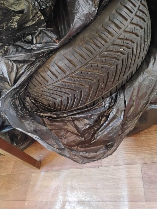 Всесезонни гуми 225 45 17