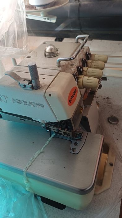 Оверлог Siruba 4 конечен