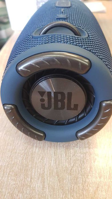 Нов модел портативна тонколонка jbl xtreme 3 40w (20w x 2) ПРЕНОСИМАА