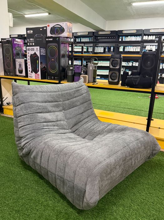 Бескаркасный пуфик