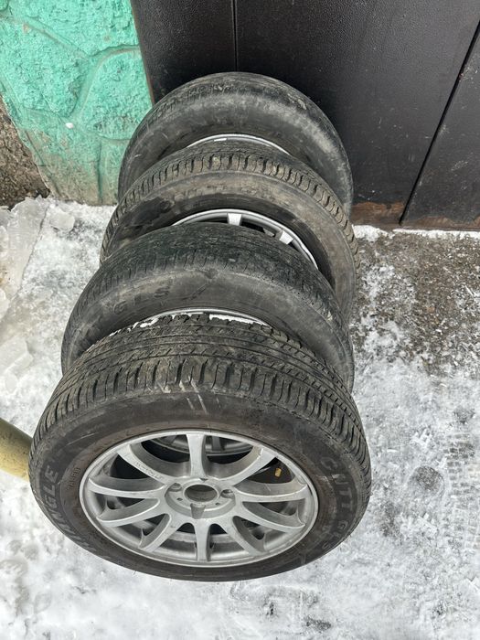 R15 литые диски с резиной