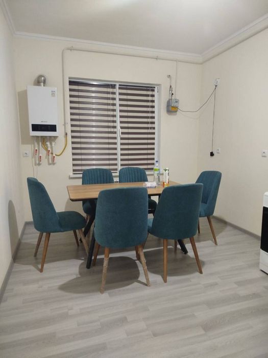 Сдается 16 этажка 2х комнатная квартира С обстановкой В горде Алмалыке