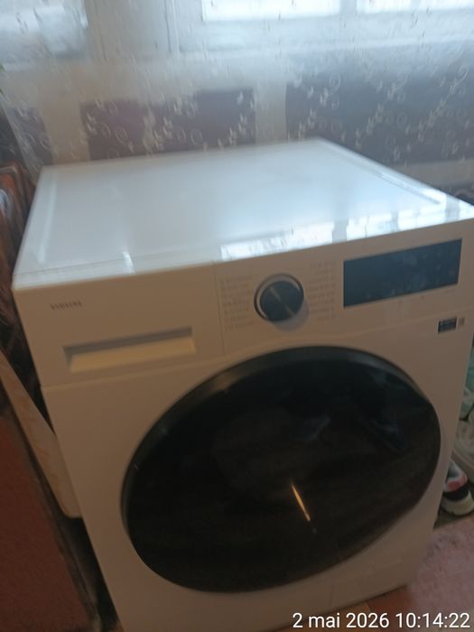 Mașină automată de spălat rufe