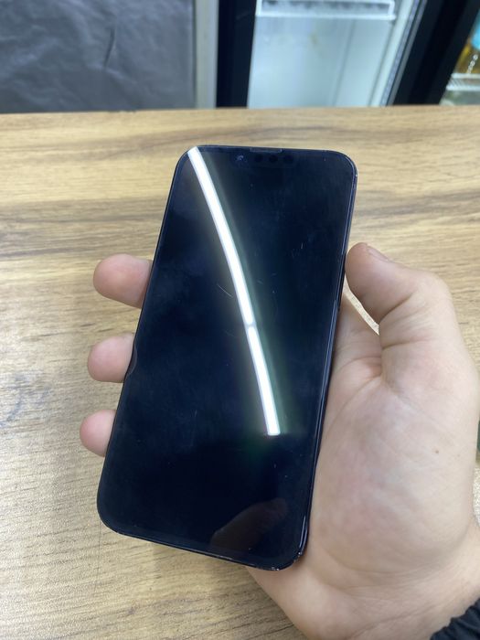 iPhone 13 состояние среднее
