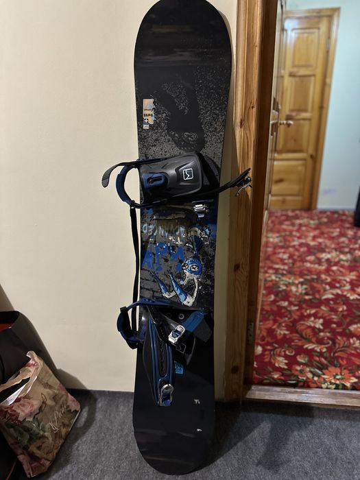 Продам сноуборд комплект