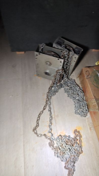 Секционные ворота