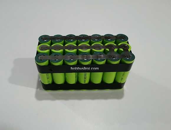 Произвеждам литиево-йонни батерии за лодки за захранка .