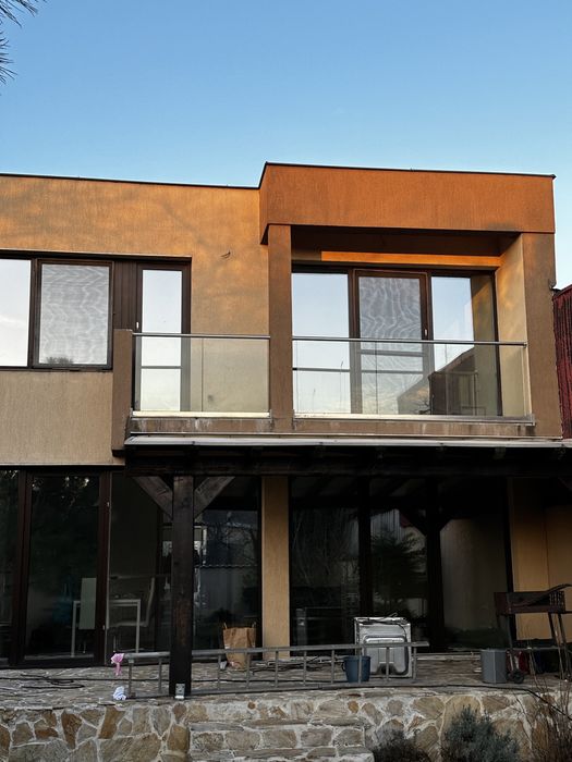 Terase din sticla securizata.sisteme din sticla securizata