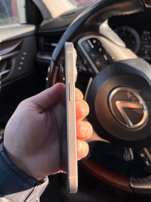 Айфон 15 про каропка бар без минус