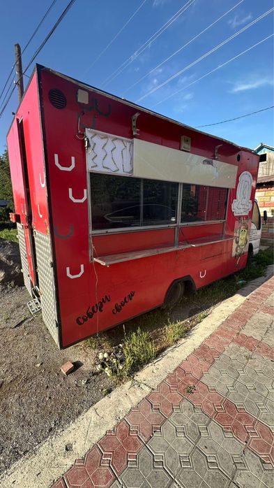 Продаётся фудтрак.