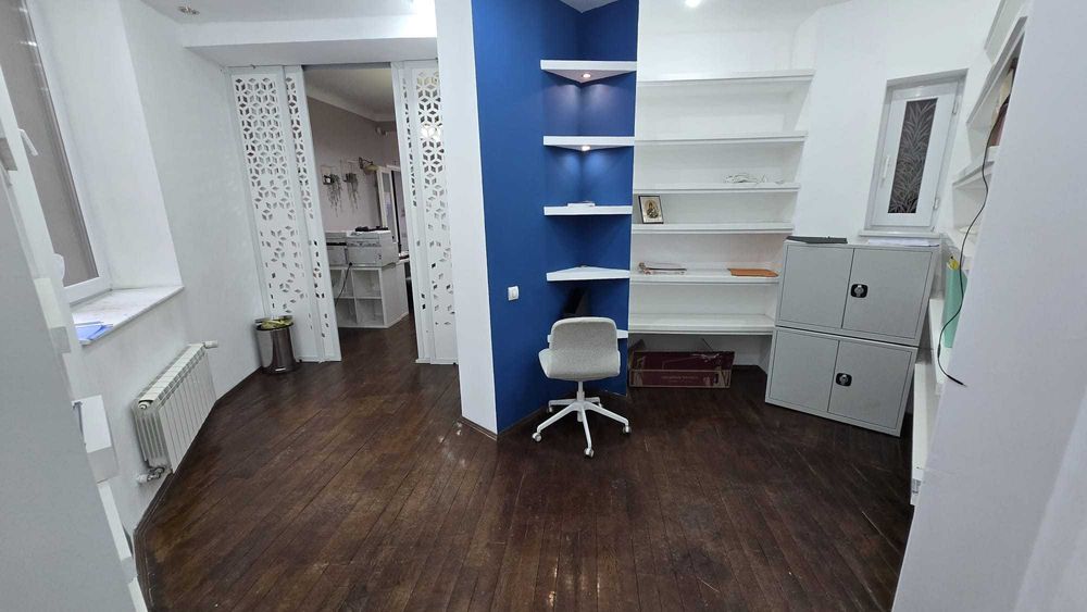 Proprietar, inchiriez vilă interbelică reprezentativă  pentru sediu de birouri sau reședință, stradal, strada Berzei, zonă ultracentrală