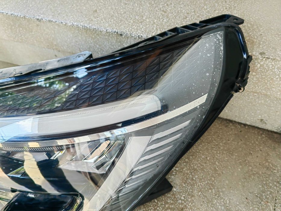 Фар Renault Clio 5 LED 19-23г. Ляв / Фар Рено Клио 5 Оригинален