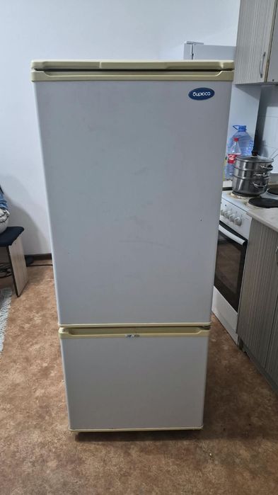 Продам рабочий холодильник