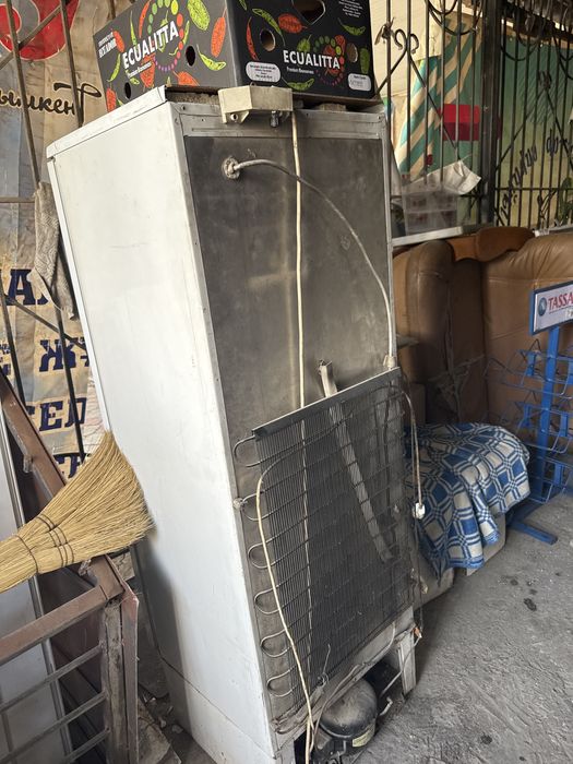 Холодильник (б/у), рабочий