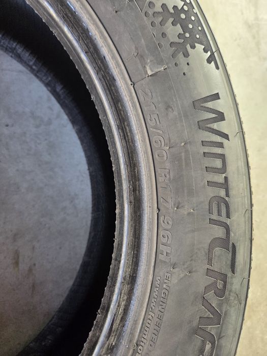 Set 4 anvelope SH iarna Kumho 215/60/17 dot 2021