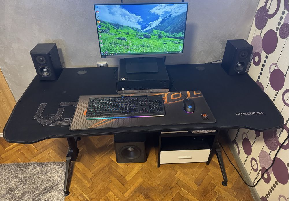 Геймърско бюро Ultradesk Grand PC HP