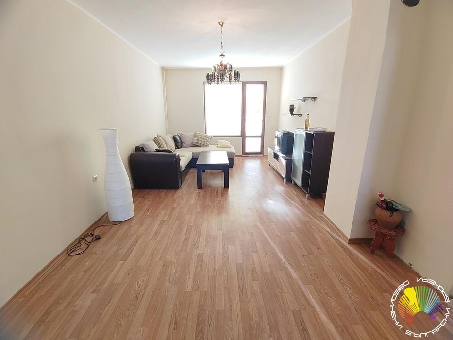 Продава се Многостаен апартамент в Бургас, Изгрев - 114 кв.м за 1395 €/кв.м - Снимка #2