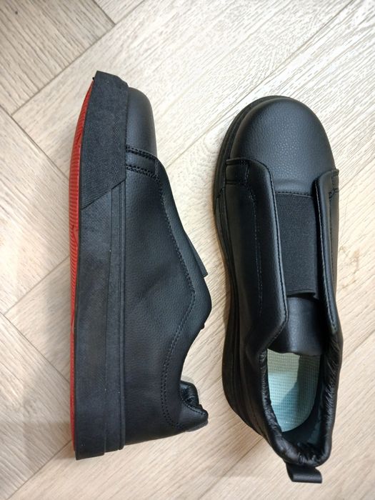 Продам лоферы мужские